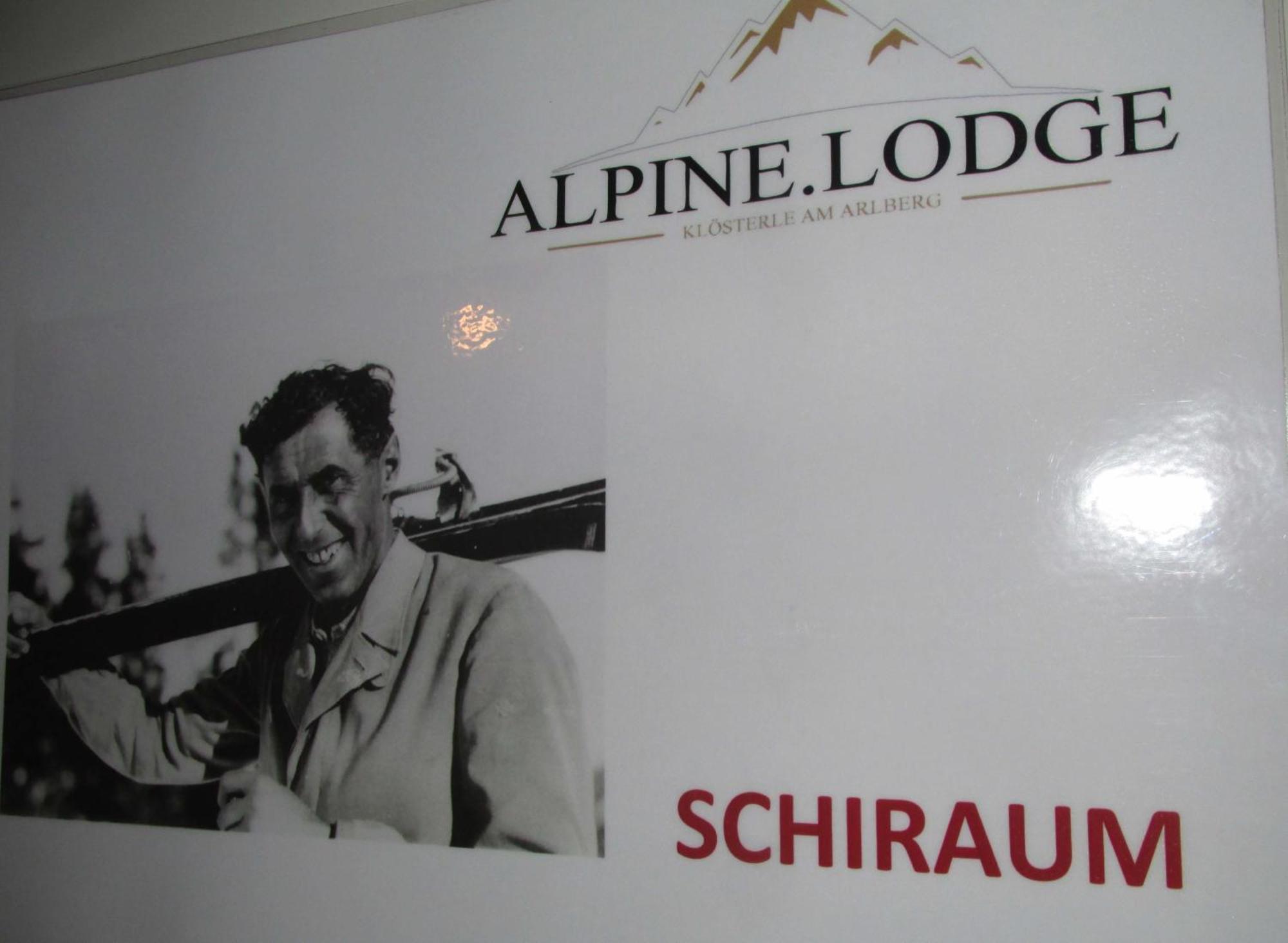 Alpine Lodge Kloesterle Am Arlberg Room photo
